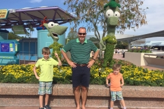 Phineas and Ferb Topiary Epcot Flower & Garden 2016