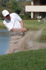 Tom Hayes bunker shot on 18