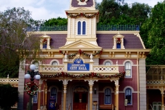 Disneyland City Hall Before Park Open